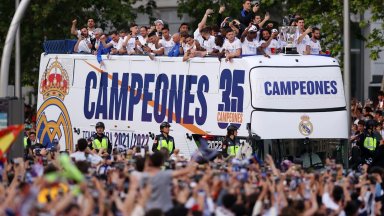 Фиеста: 250 000 куфяха в Мадрид за титлата на Реал, Татко Карло блесна с танц