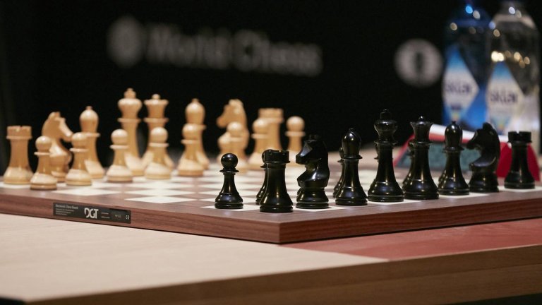 Заради двувластието: България рискува шахматната олимпиада, министърът вдигна ръце