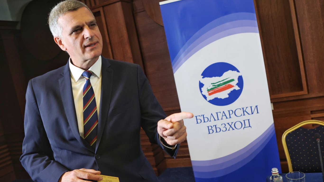 Стефан Янев: Логичният изход е оставка на правителството и избори