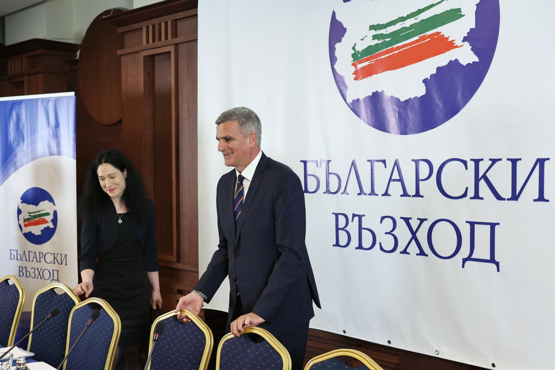 Ралица Симеонова със Стефан Янев при представянето на "Български възход"