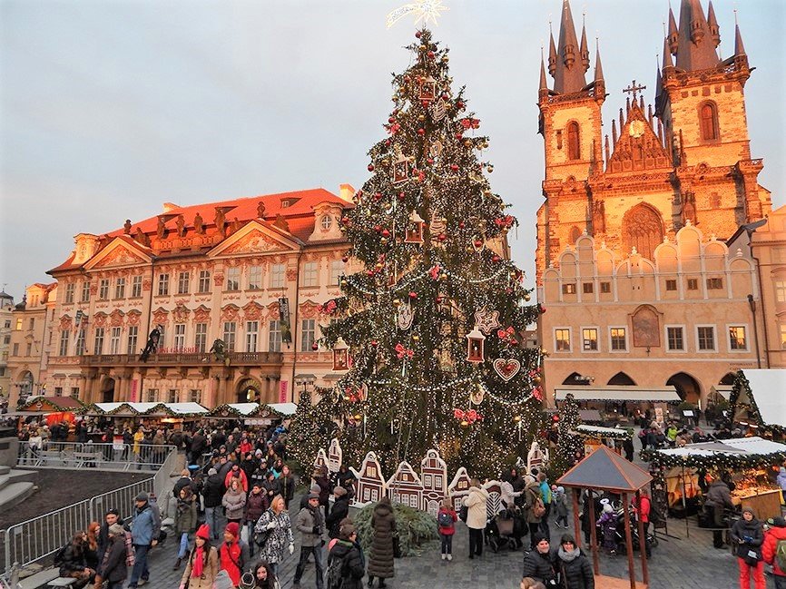 Коледна атмосфера в Прага