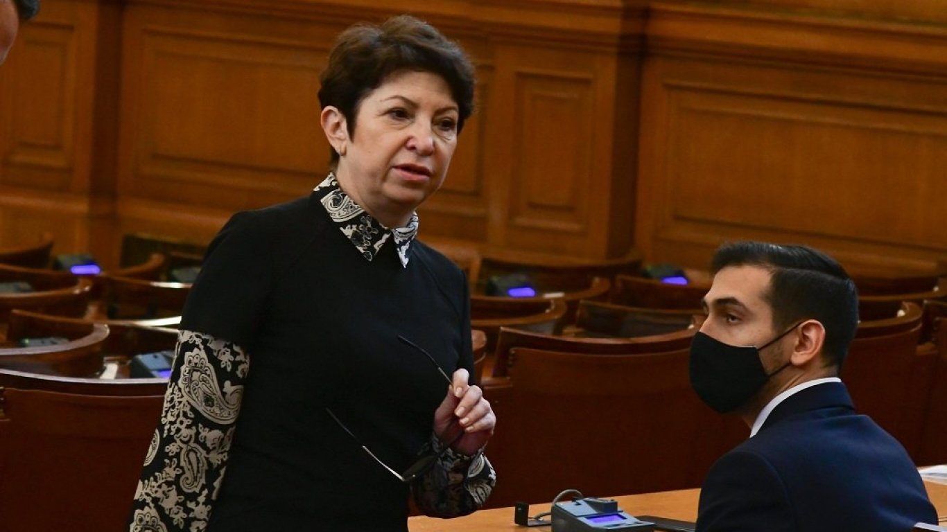 Главният прокурор поиска депутатския имунитет на Рена Стефанова от ПП