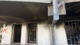 Възрастна жена пострада при пожар в центъра на Пловдив (снимки)