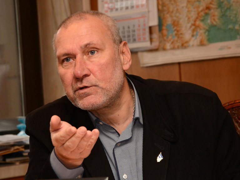 Проф. Николай Овчаров: Вписване на българите в конституцията на РСМ е "кон  за кокошка" | Днес.dir.bg