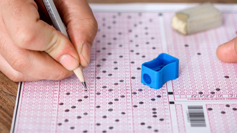 ВАС окончателно отмени ключови текстове за оценяването на матурите в 12. клас