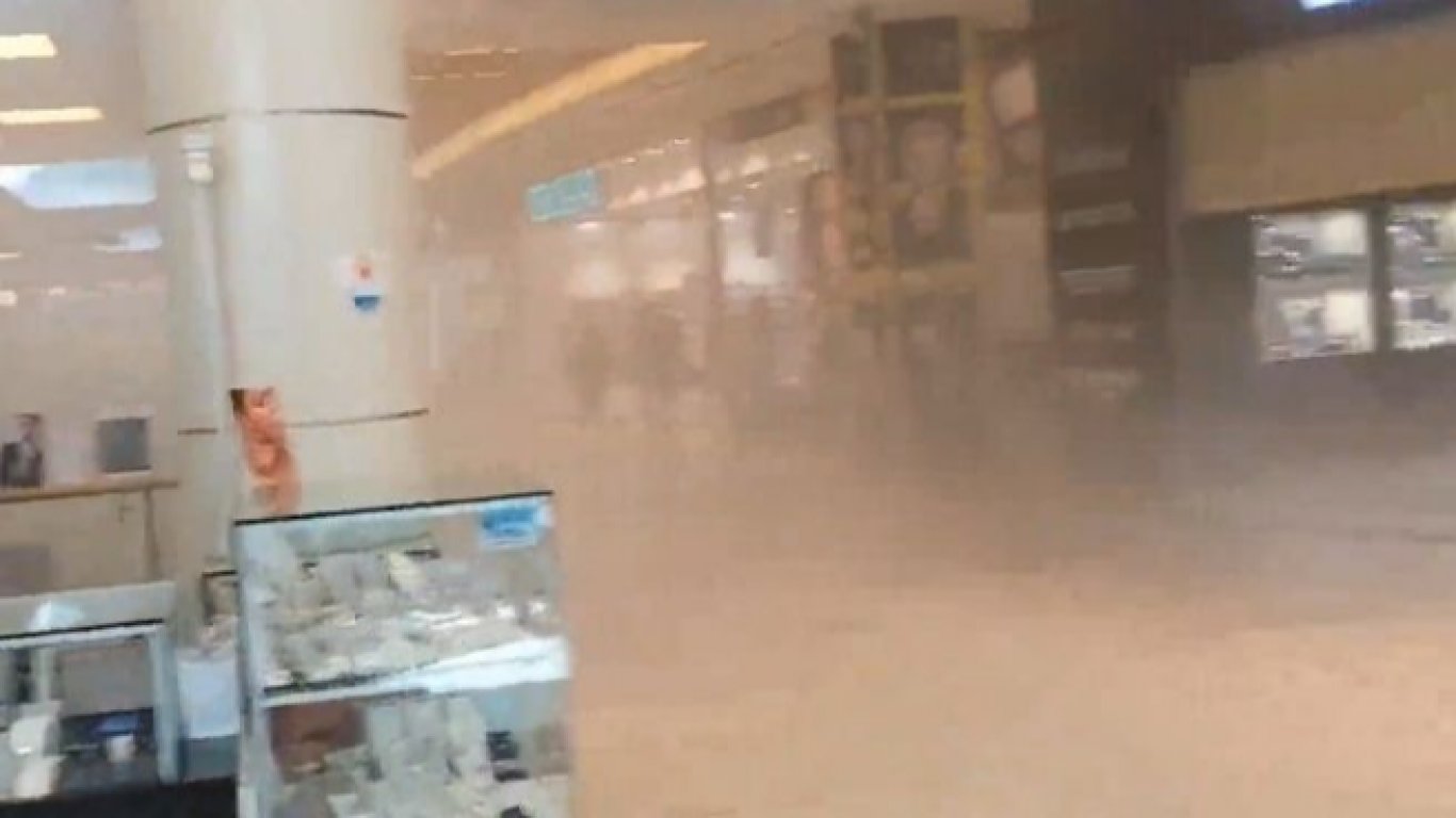 Пожар в столичен мол