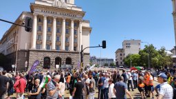 Над 3000 енергетици и синдикати протестираха в защита на на българската енергетика и ТЕЦ Марица 3
