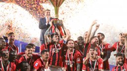 11 години по-късно: Милан отново е над всички в италианския футбол