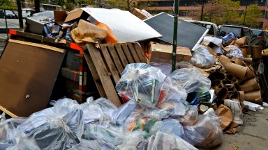 Над 8000 фирми и юридически лица ще плащат такса смет