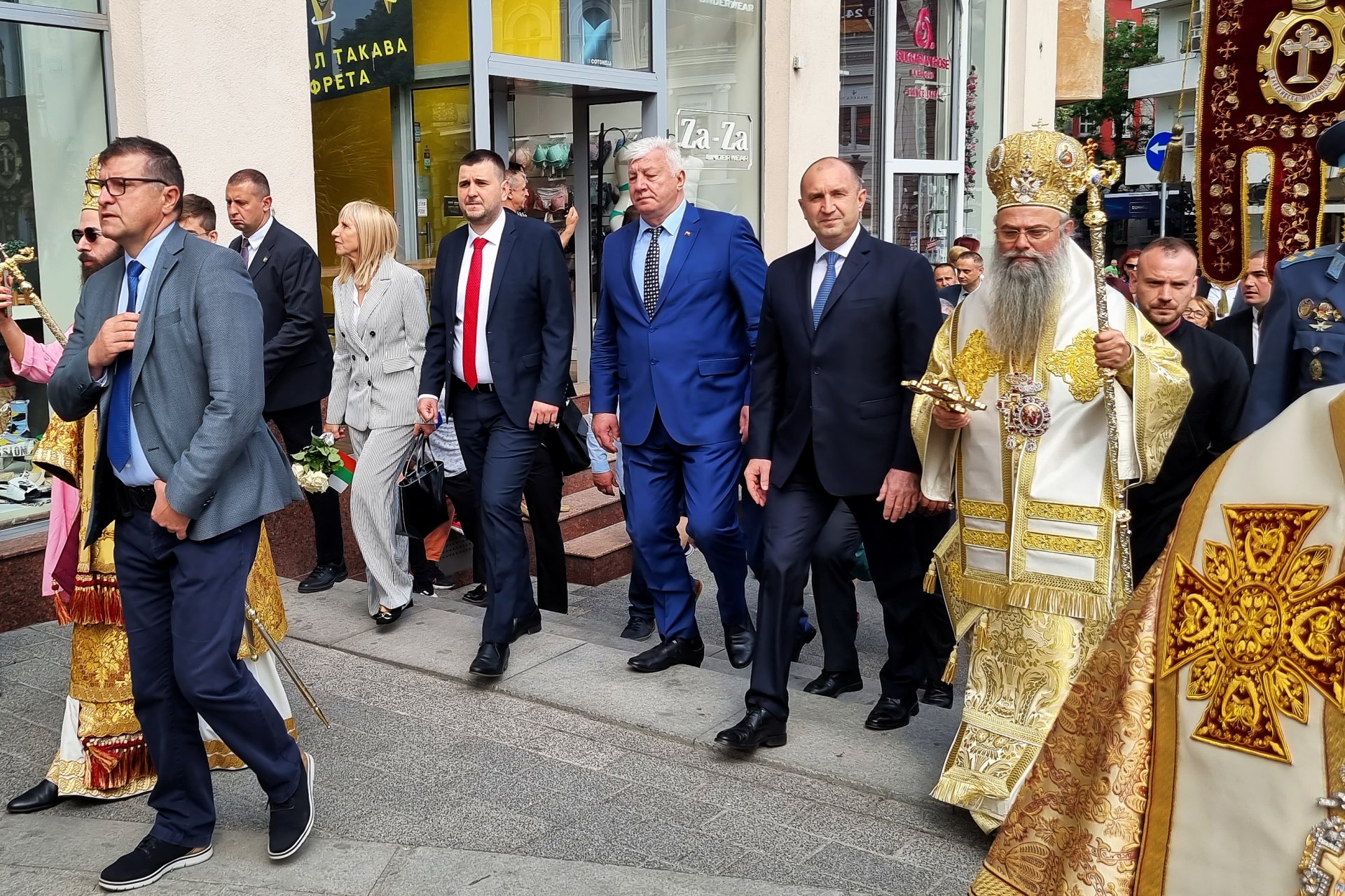 Президентът Румен Радев участва в официалното честване на 24 май в Пловдив