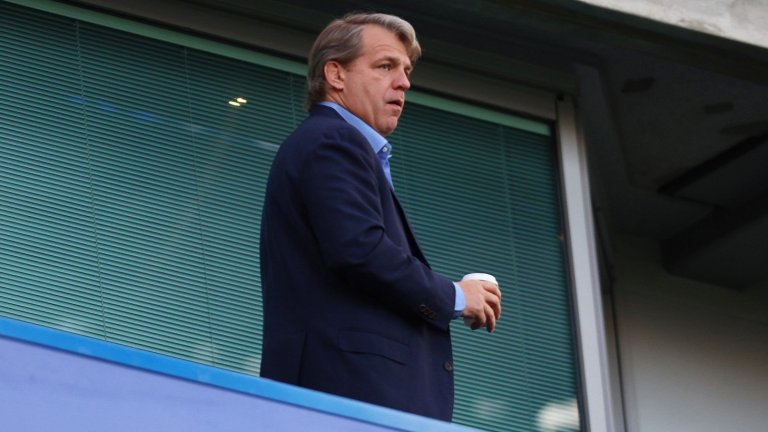 Скандал с боса на Челси, негов уебсайт продава билети за мач на тима с цена 10 пъти над номинала