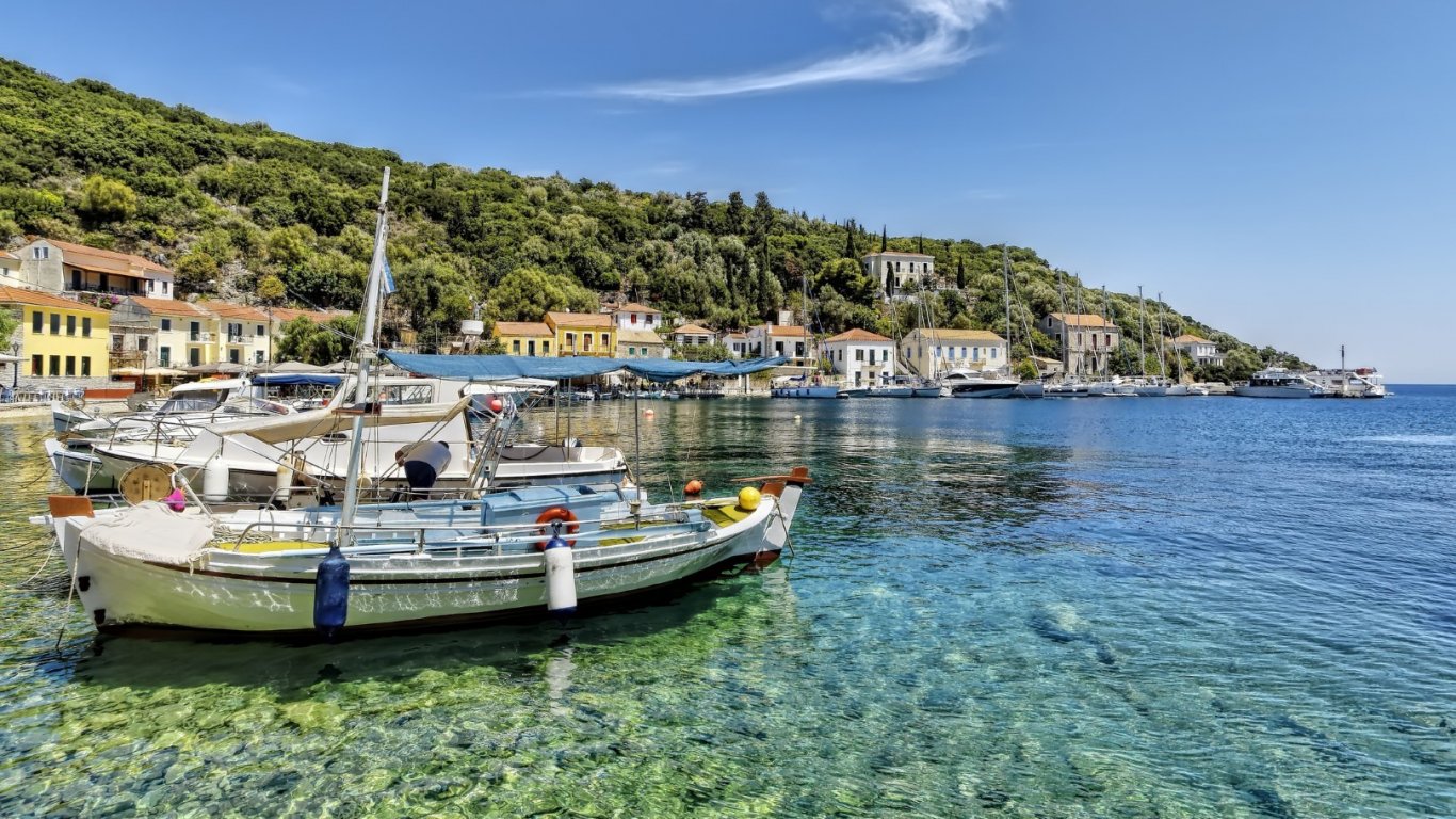 Итака: Островът на Одисей днес е зелен рай за лежерна почивка (снимки)