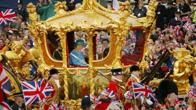 Кралските юбилеи - хроника на променяща се Великобритания 