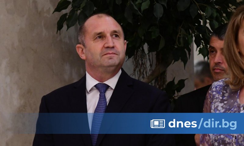 Президентът Румен Радев и съпругата му Десислава Радева ще присъстват