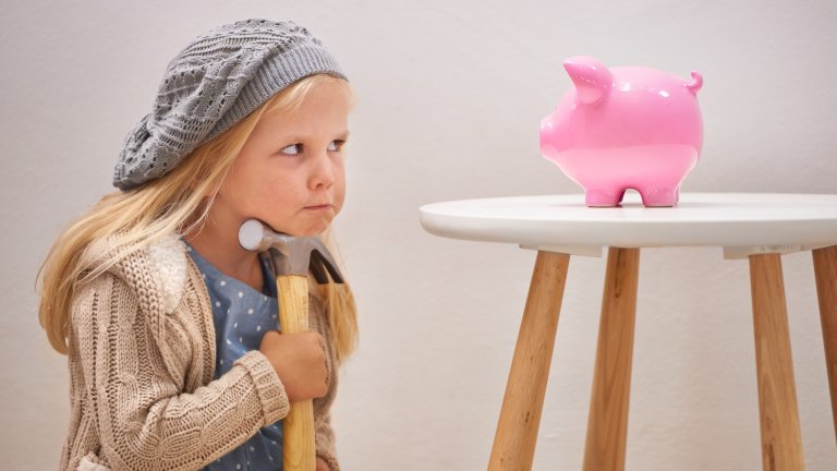Първите финансови уроци: Знае ли детето ви разликата между нужди и желания? 