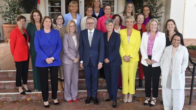 Новият австралийски премиер назначи рекорден брой жени в правителството (снимки)
