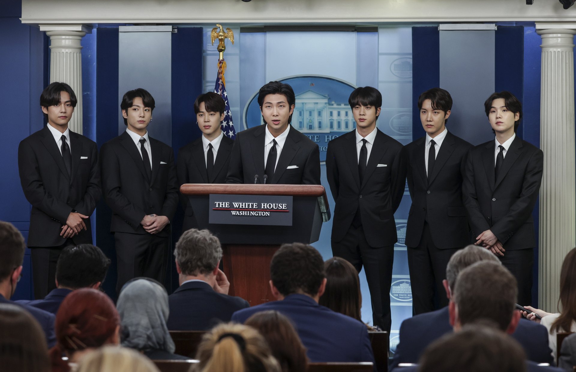 Момчетата от BTS стигнаха и до Белия дом