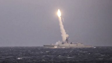 Руската фрегата Адмирал Горшков въоръжена с хиперзвукови ракети Циркон ще