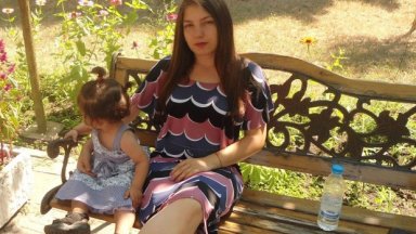 В болницата съдът наложи арест на ранената Лиляна, убила 8-годишната си дъщеря