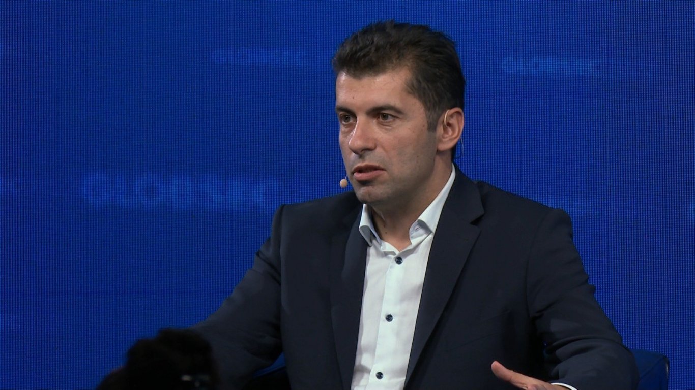 Кирил Петков с видео обръщение за актуализацията на бюджета