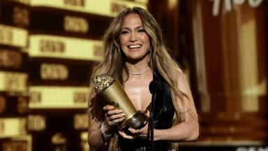 Джей Ло получи почетно отличие на филмовите и телевизионни награди на MTV