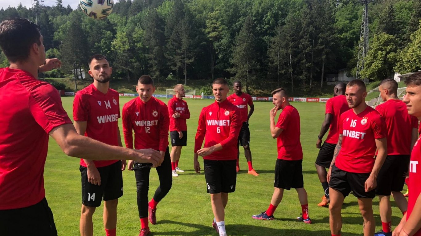 ЦСКА започна лятната си подготовка с цял куп младоци
