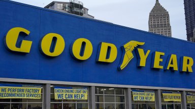 Goodyear изтегля 173 000 гуми след искане от САЩ