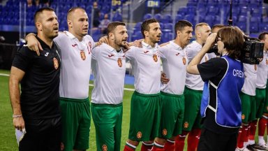 На косъм: Дузпи спряха България към финала на европейското по минифутбол