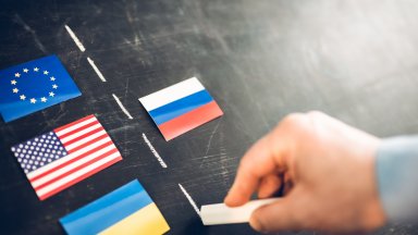 Според запознати официални представители на Г 7 идеята се обсъжда преди