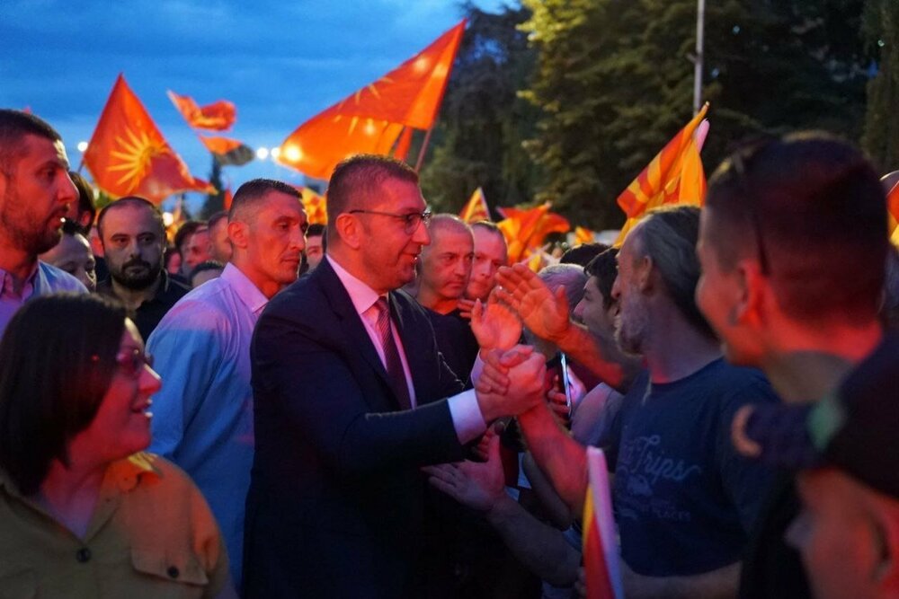 Председателят на ВМРО-ДПМНЕ Християн Мицкоски по време на протест в Скопие (снимка архив)
