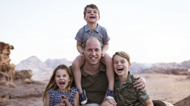 Принц Уилям пусна нова снимка с децата си за Деня на бащата