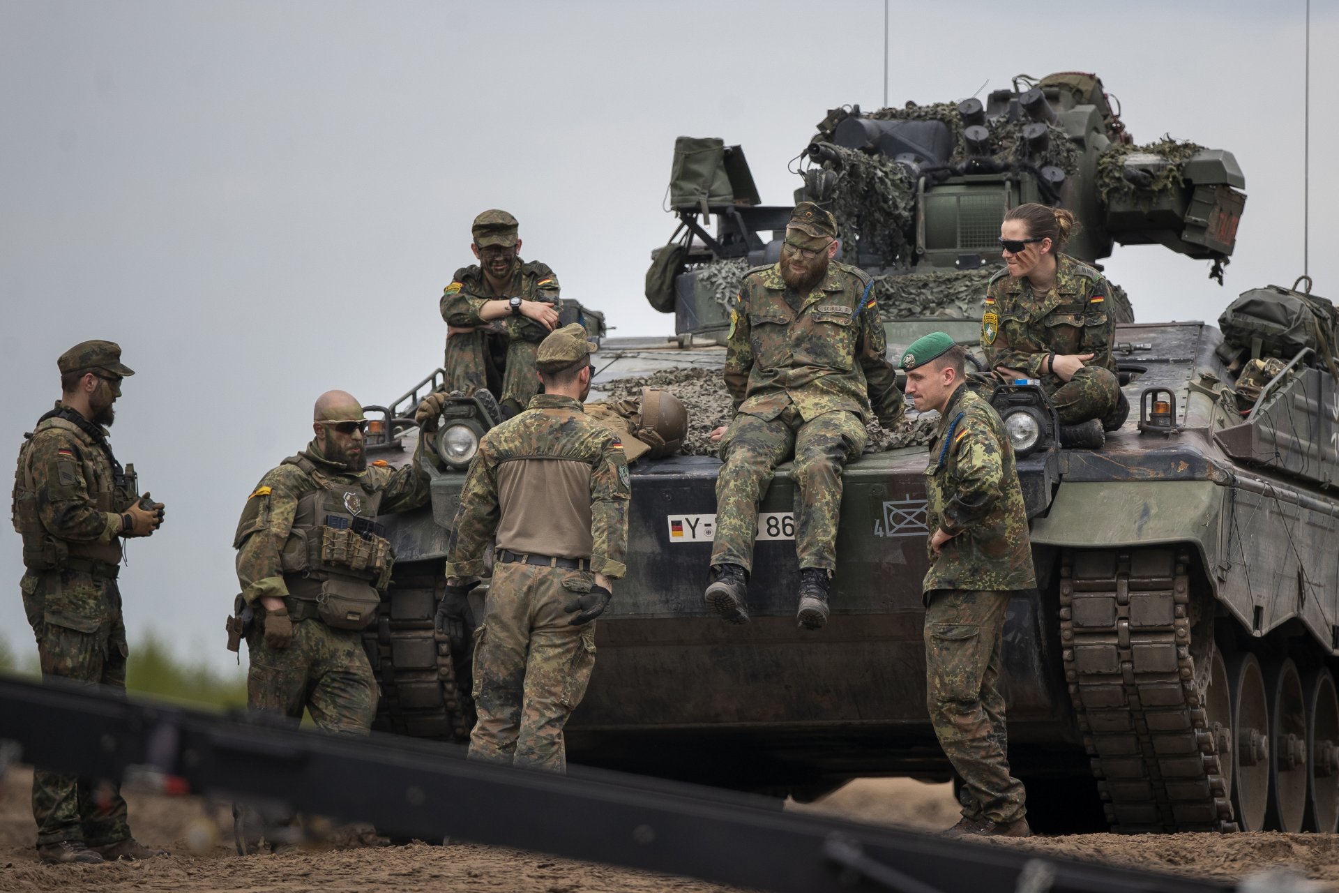 Германски войници от батальон на НАТО на полигона в Пабраде, на около 60 км северно от Вилнюс, Литва, вторник, 7 юни 2022 г.