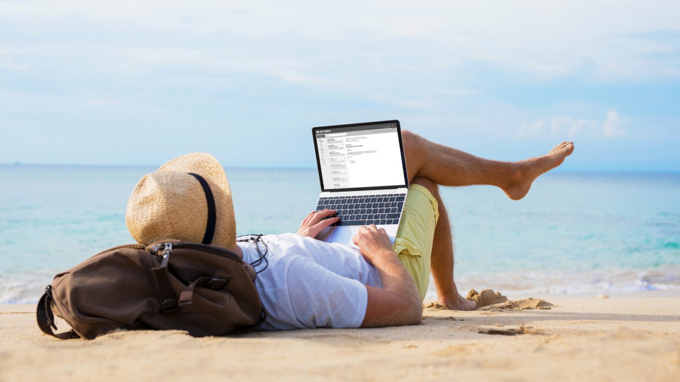 Как да работим от плажа с оригинален софтуер