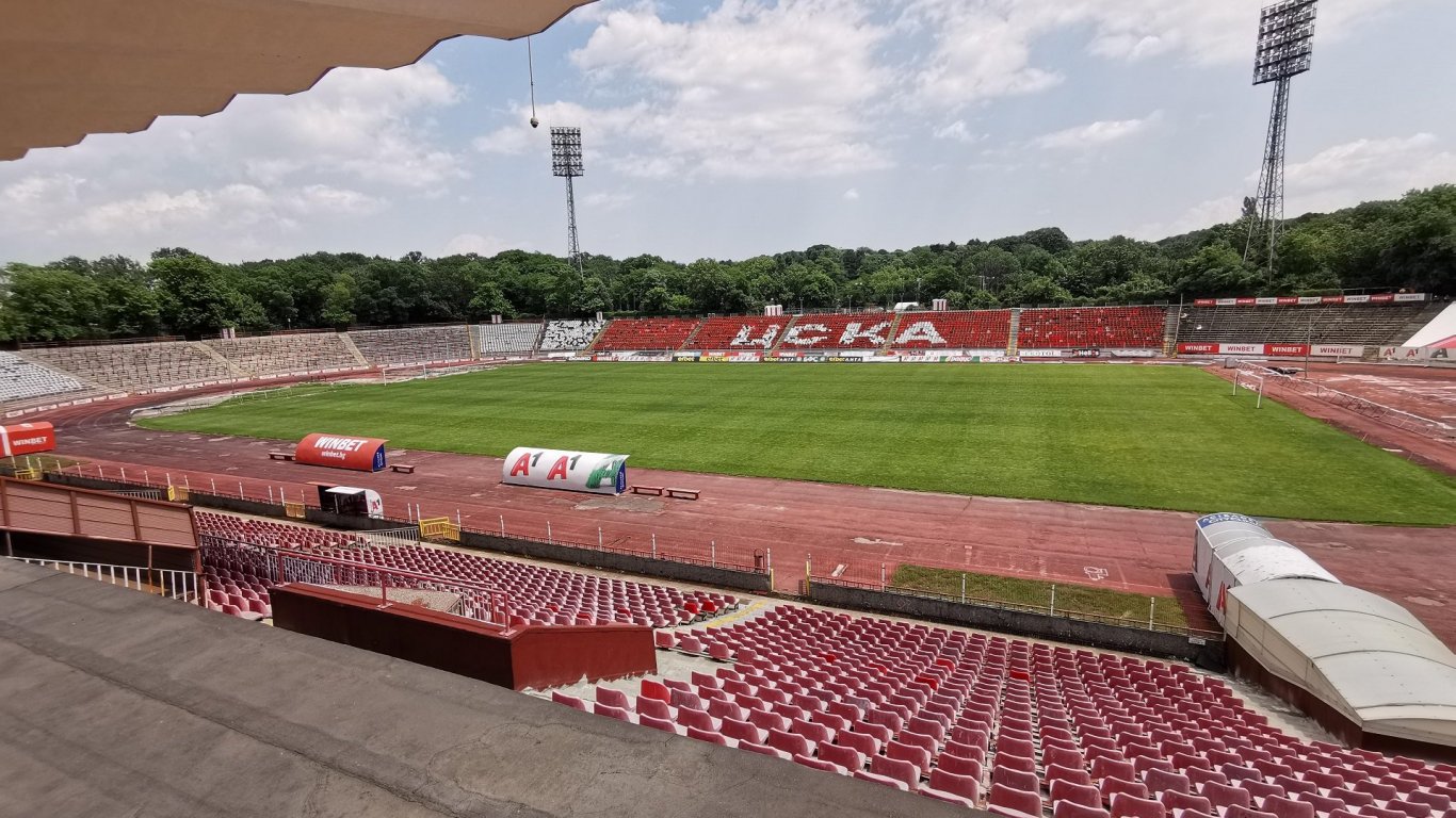 Министерството на спорта и ЦСКА проведоха среща за новия стадион