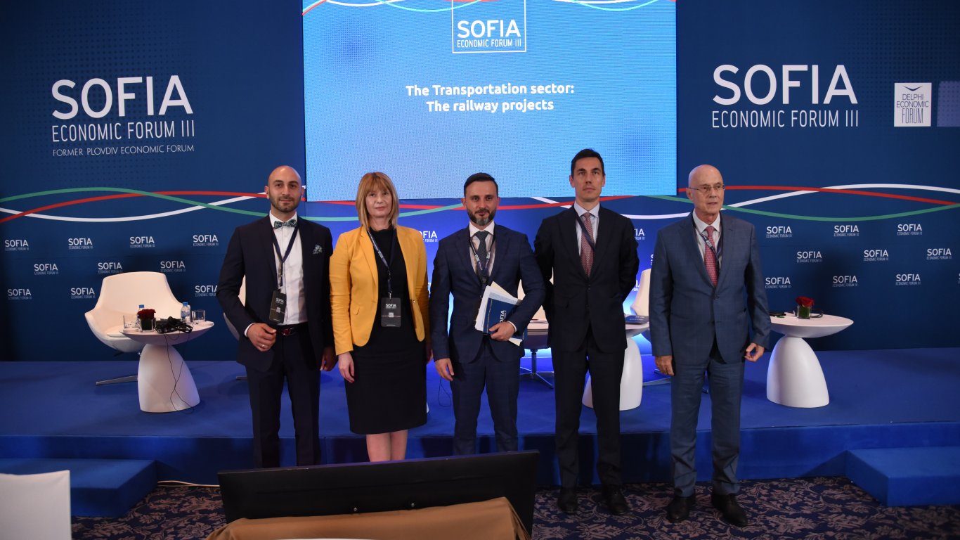 Приоритет за държавата е безопасността и подобряване на транспортните връзки между Северна и Южна България