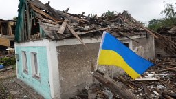 В Лисичанск и Северодонецк положението е изключително тежко, Украйна контролира само 45% от Донецка област
