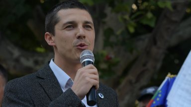 „Продължаваме промяната” призовава Бойко Борисов доброволно да си даде имунитета