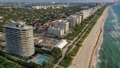 Губернаторът на щата Флорида Рон ДеСантис обяви в събота извънредно