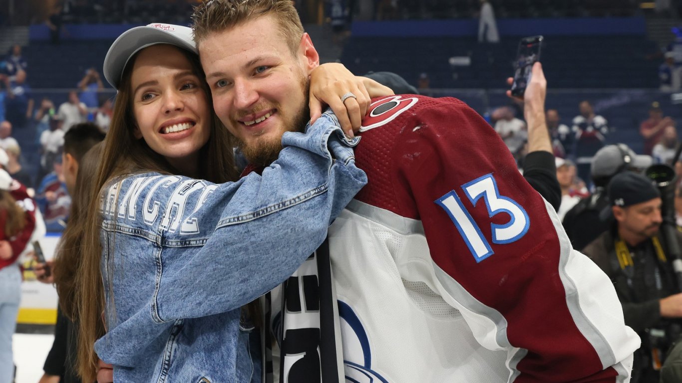 НХЛ трепери за руските си звезди - ще се завърнат ли след ваканцията от родината?