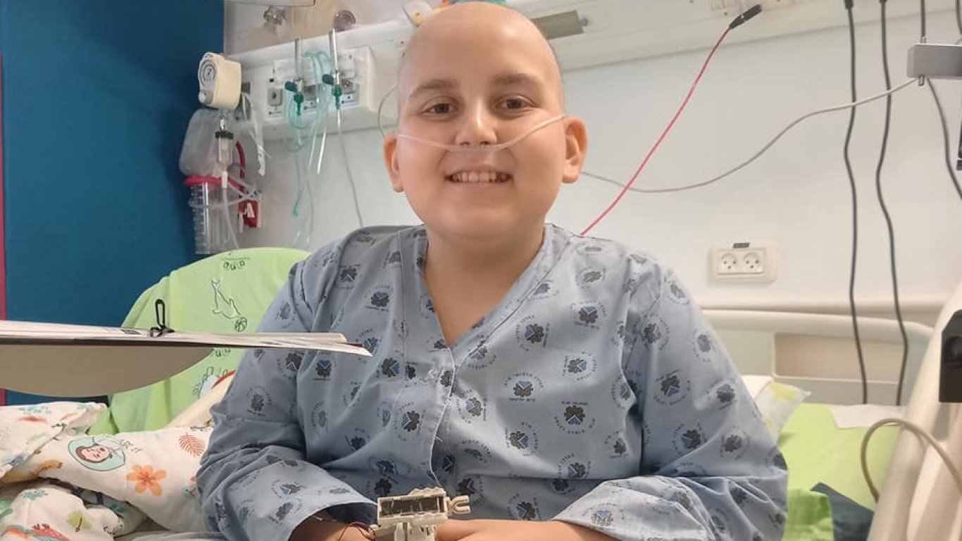 400 000 долара трябват на 11-годишния Дени, за да победи за трети път рака