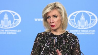 Русия ще продължи да помага на Сърбия да защитава националните