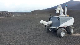 ЕКА тества луноход на Етна