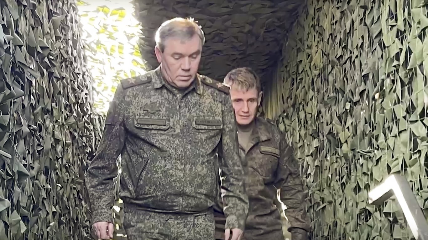 Нова рокада: Валерий Герасимов сменя Генерал Армагедон начело на руските войски в Украйна