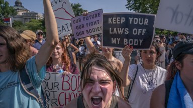 Как се заобикаля забраната за аборт
Откакто много републикански щати забраниха