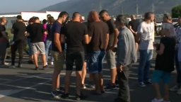 Работодатели и работници блокираха пътя Карлово - Пловдив