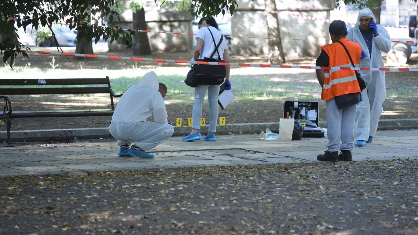Мъж е убит пред Археологическия музей във Варна
