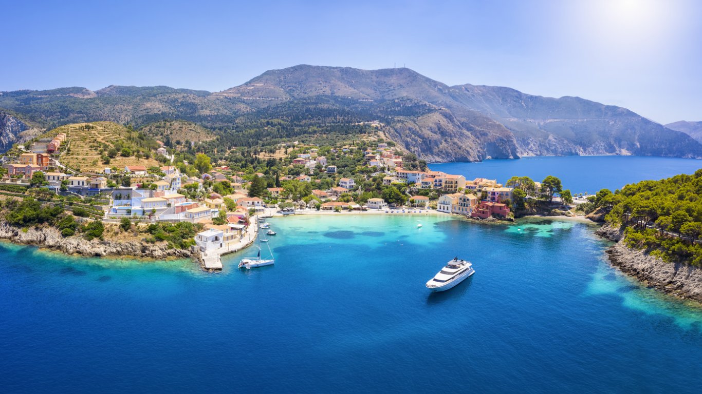 Забравете за Миконос - вече не е хит, Кефалония е най-добрият гръцки остров  