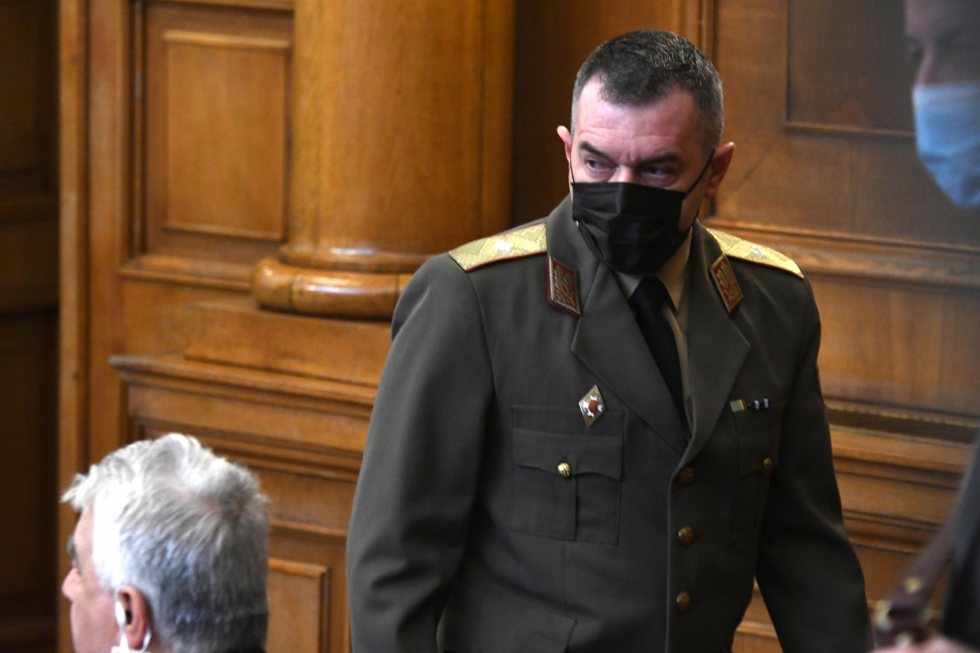 Началникът на "Военно разузнаване" бригаден генерал Венелин Венев ...