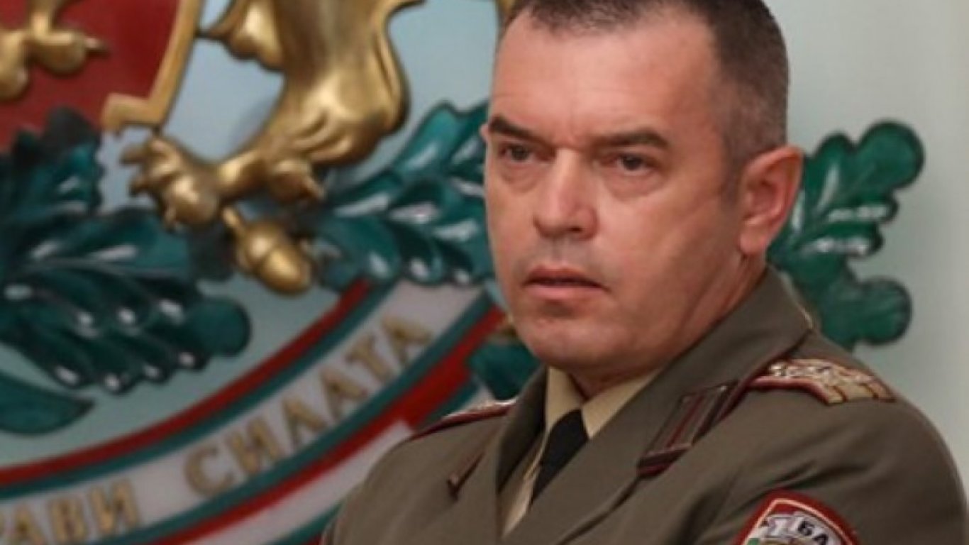"Военно разузнаване" сезира ДАНС заради депутат на ПП-ДБ, ДСБ пък дава шефа на службата на прокуратурата