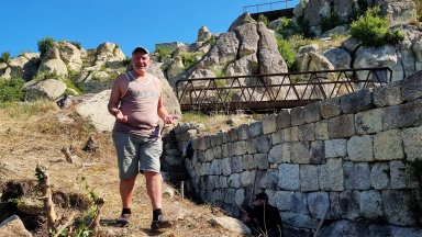 Археолози търсят ранния храм на Дионис на Перперикон